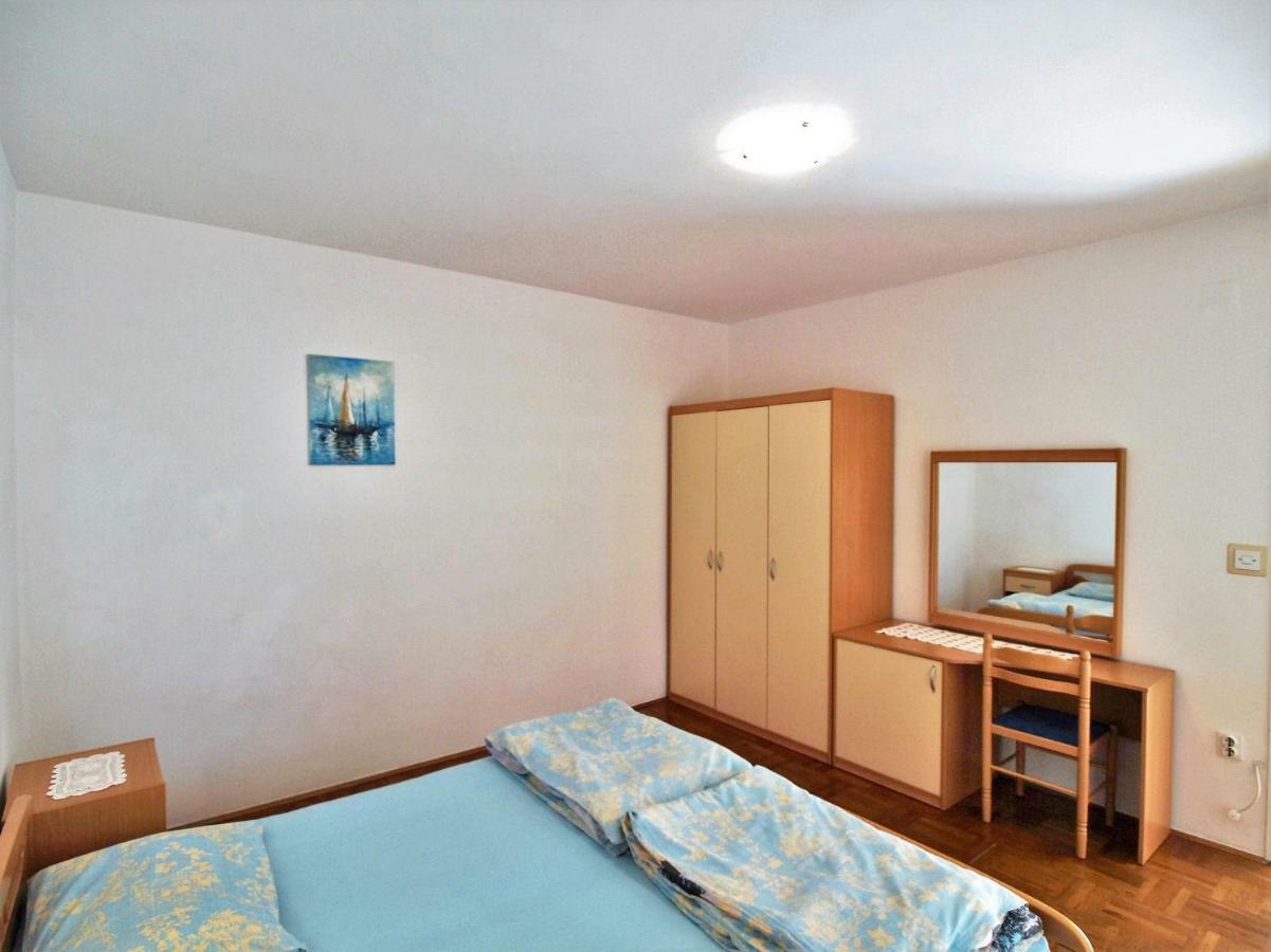 Apartments Ljubica Barbat na Rabu Esterno foto
