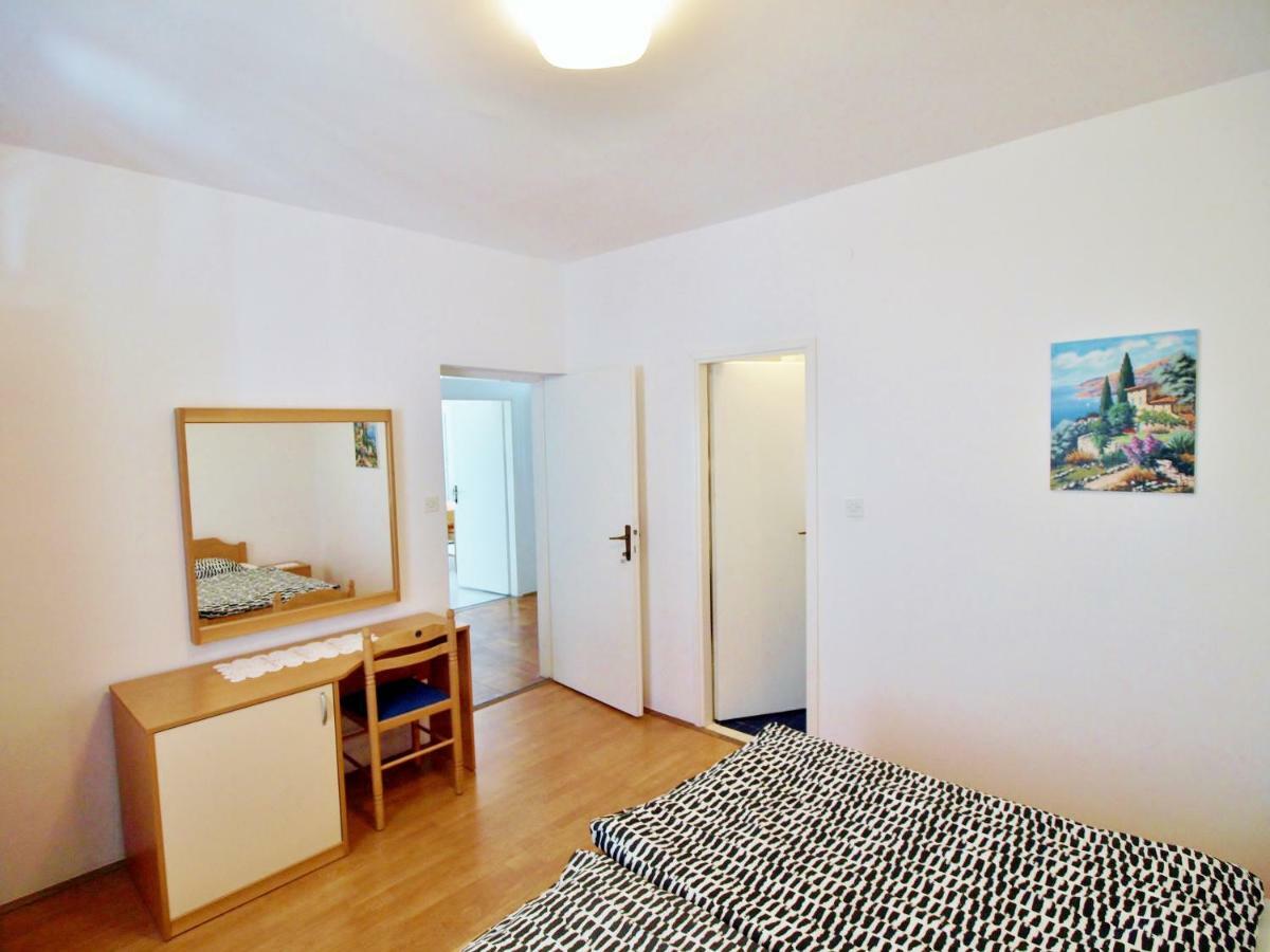 Apartments Ljubica Barbat na Rabu Esterno foto