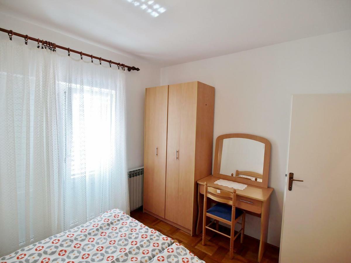 Apartments Ljubica Barbat na Rabu Esterno foto