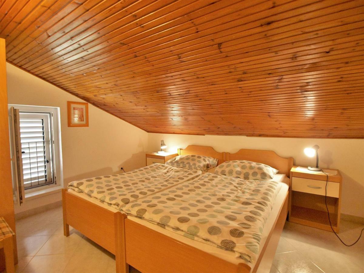 Apartments Ljubica Barbat na Rabu Esterno foto